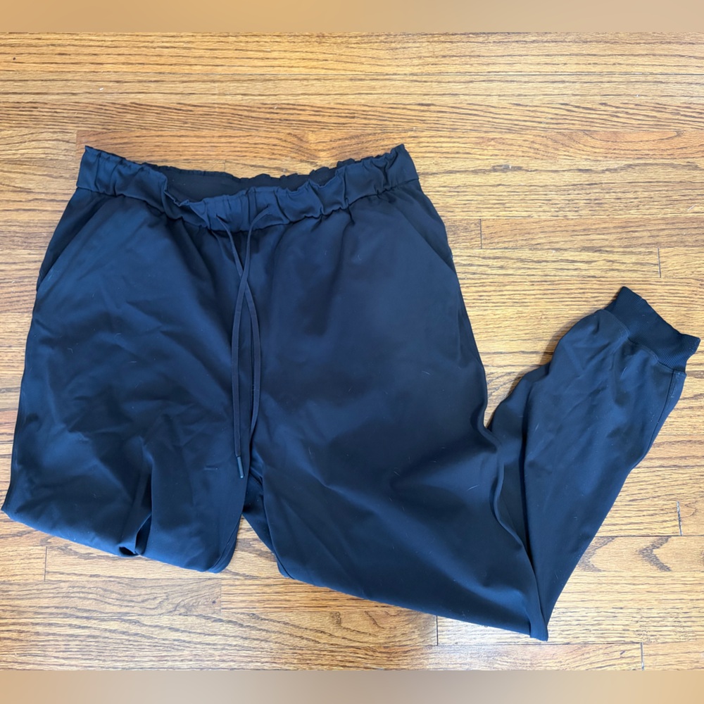 Lululemon Stretch High-Rise Jogger
Full Length - Picture 4 of 7